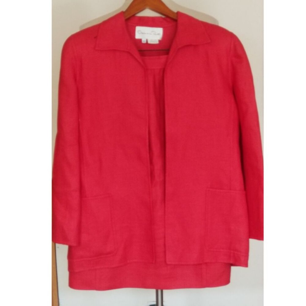 Oscar de Renta Made for Neiman Marcus Red Skirt Suit - Size 12